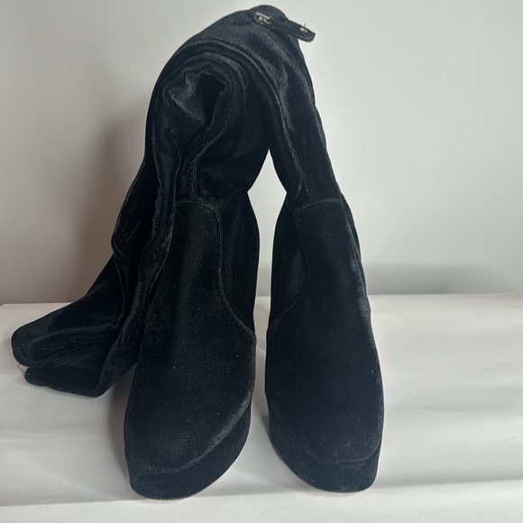 Black velvet boots women size 9M over the knee-high boots - Picture 5 of 8